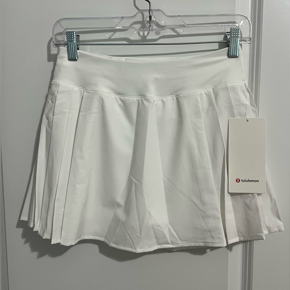 Lululemon Side Pleat High Rise Tennis Skirt White Size 4 NWT